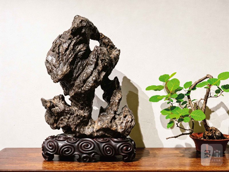“一峰独秀” 灵璧石立峰